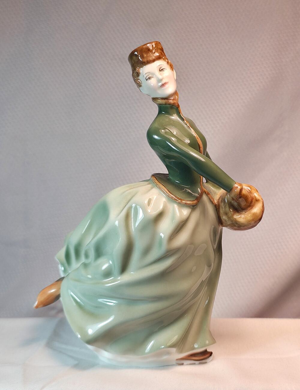 Royal Doulton “Grace” HN2318 Figurine 1965 Vintage Bone China